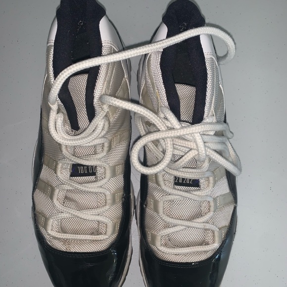 AIR JORDAN 11 RETRO
"Concord - Picture 5 of 7